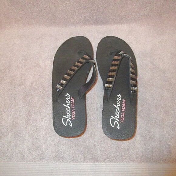 SKECHERS Yoga Foam PLATFORM Wedge SANDALS Size 10 YOGA FOAM Flip Flop SUNNY DAYS - Picture 5 of 12